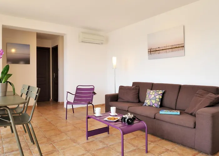 Residence Marina Serena بورتو فيكشْيو